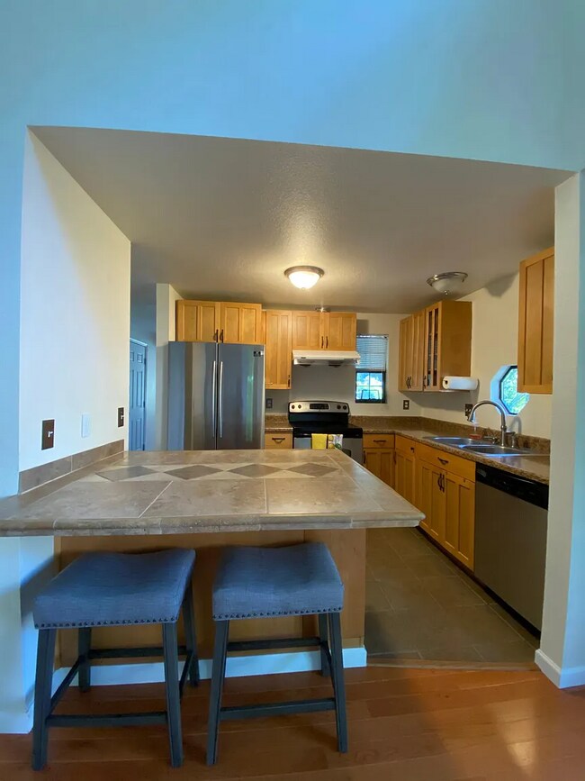 Kitchen - 6801 119th Pl SE