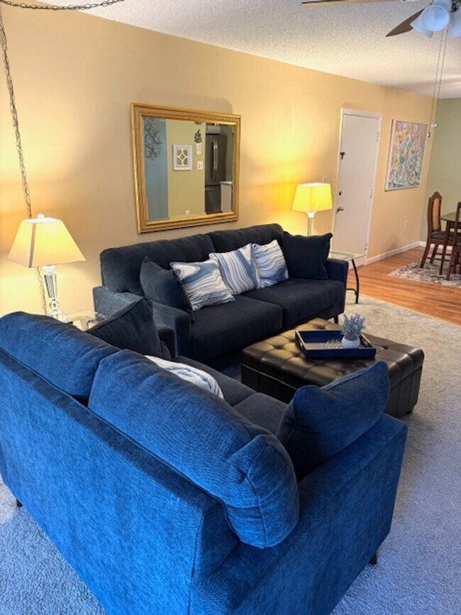 Building Photo - 2BD/2BA, NORTH INDIALANTIC CONDO IN PALM C...