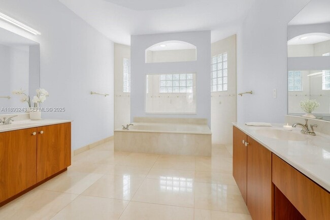 Building Photo - 14032 NW 15th Dr