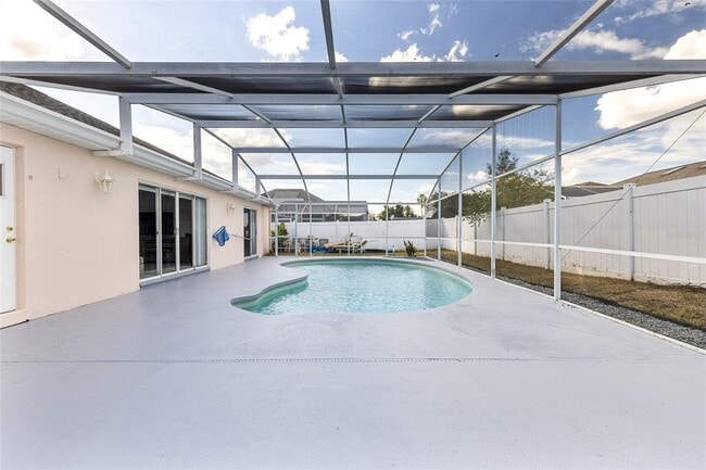 Building Photo - 8619 Knottingham Dr