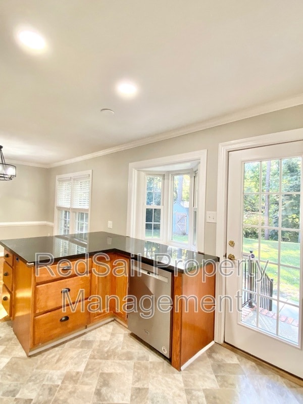 Building Photo - 801 Wormley Creek Dr