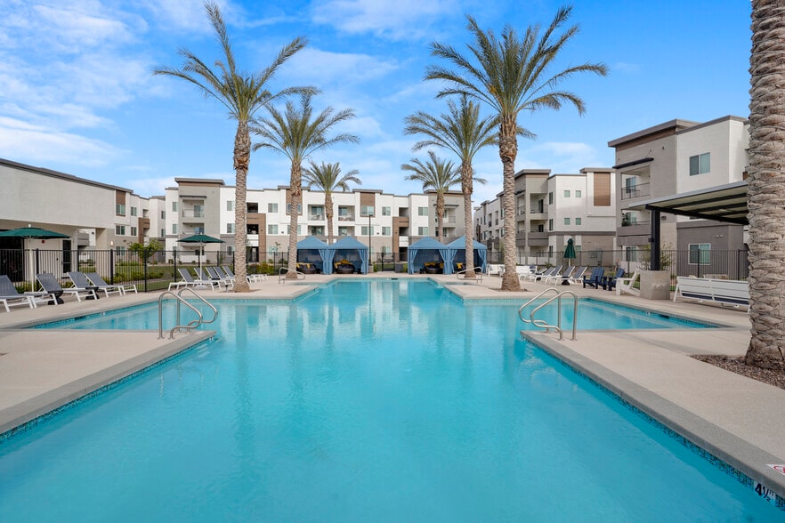 Building Photo - Lumina Mountain Vista