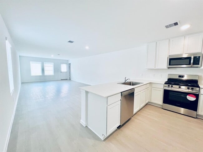 Building Photo - 1363 Diamond Carnation Dr