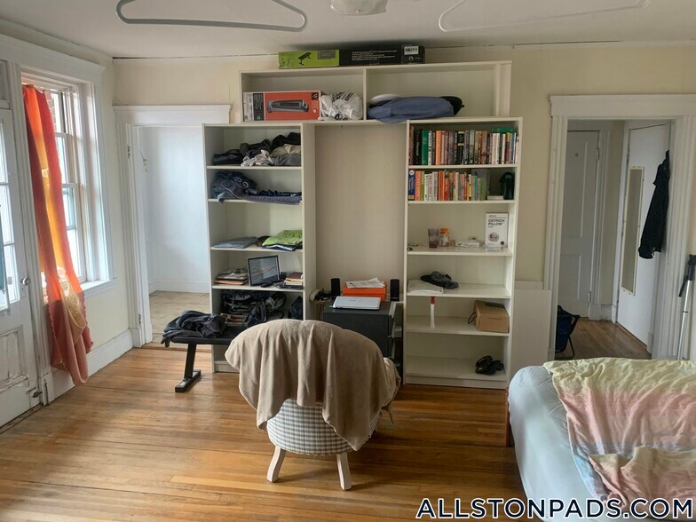 Building Photo - 28 Quint Ave