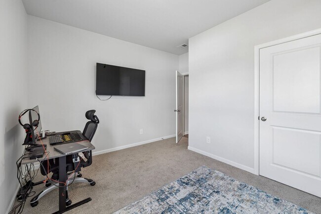Building Photo - 4922 Barnburgh Ln