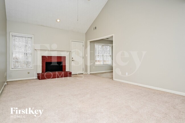 Building Photo - 35 Pebble Brooke Pass