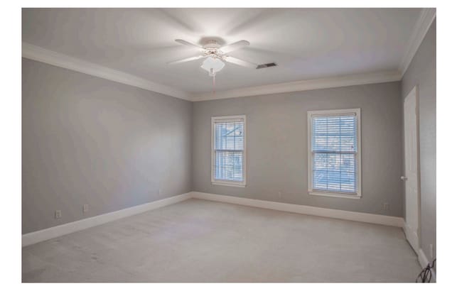 Building Photo - Beautiful 2 bedroom condo just minutes fro...