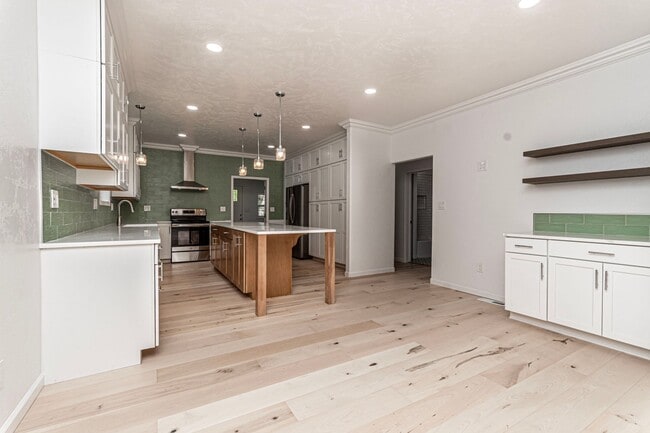 Building Photo - Please View 3D Virtual Walk-Through Before Scheduling a Showing