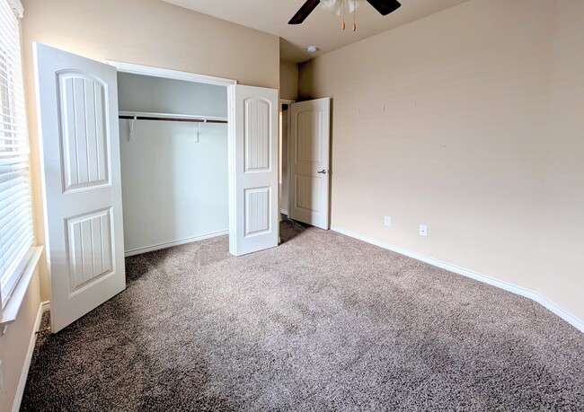 Building Photo - 10104 Kemah Pl
