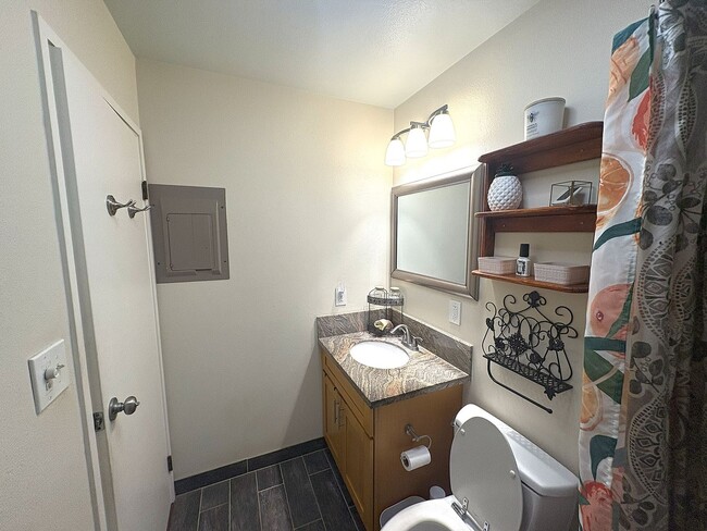 Building Photo - Haleakala Gardens - Furnished 3bed/2bath C...