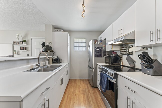 Building Photo - 91-1207-1207 Kaneana St