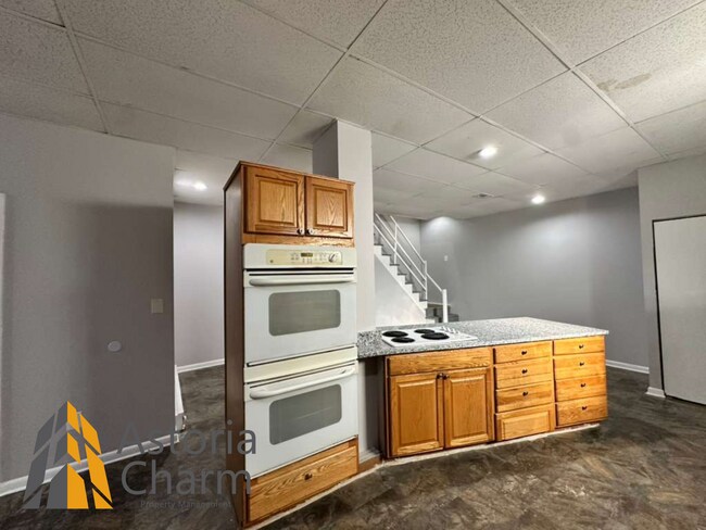 Building Photo - 3519 Rosekemp Ave