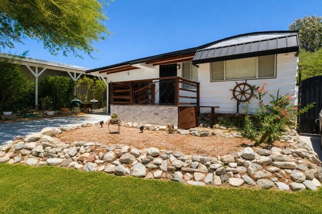 Building Photo - 69360 Poolside Dr