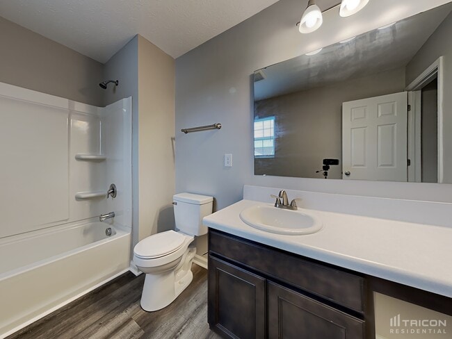 Building Photo - 2089 Shadow Fox Dr