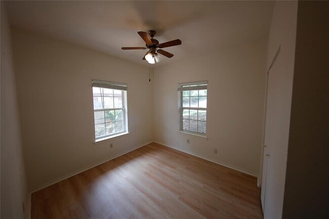 Building Photo - 412 Northern Trail