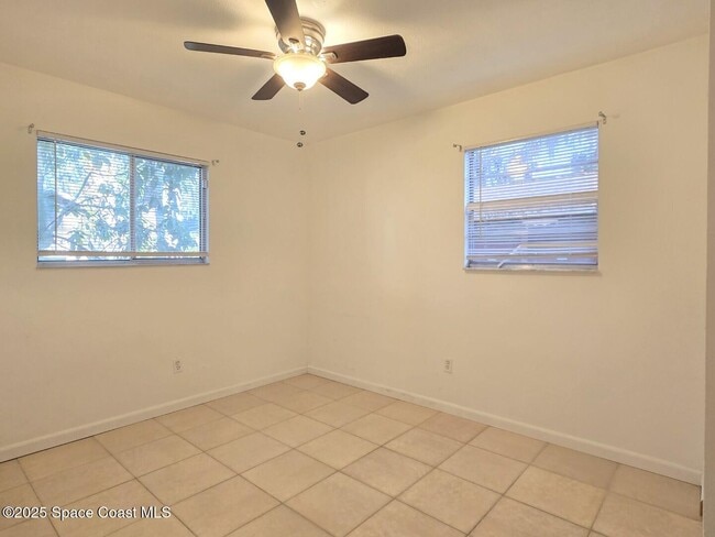Building Photo - 1537 Mango Tree Dr