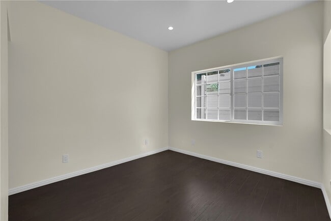 Building Photo - 23393 Schoolcraft St