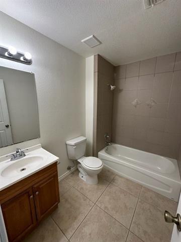 Building Photo - 3310 Silver Oaks Dr