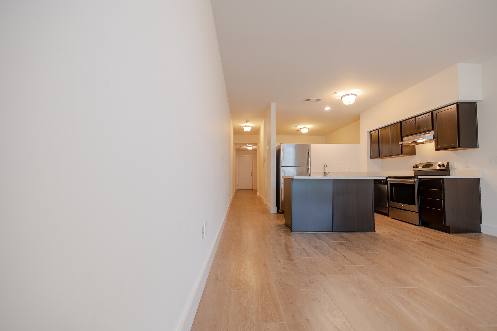 Building Photo - 308 Columbus Ave