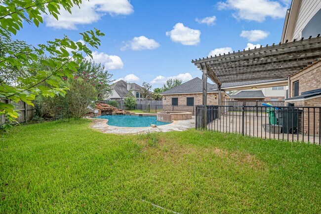 Building Photo - 10311 Pitcataway Dr