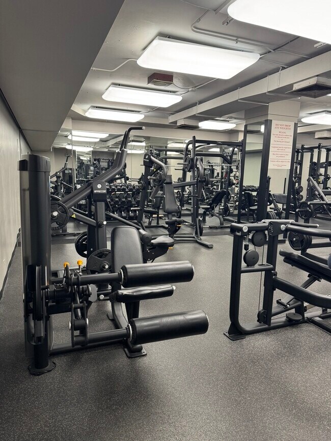 Building Photo - 211 E Ohio St