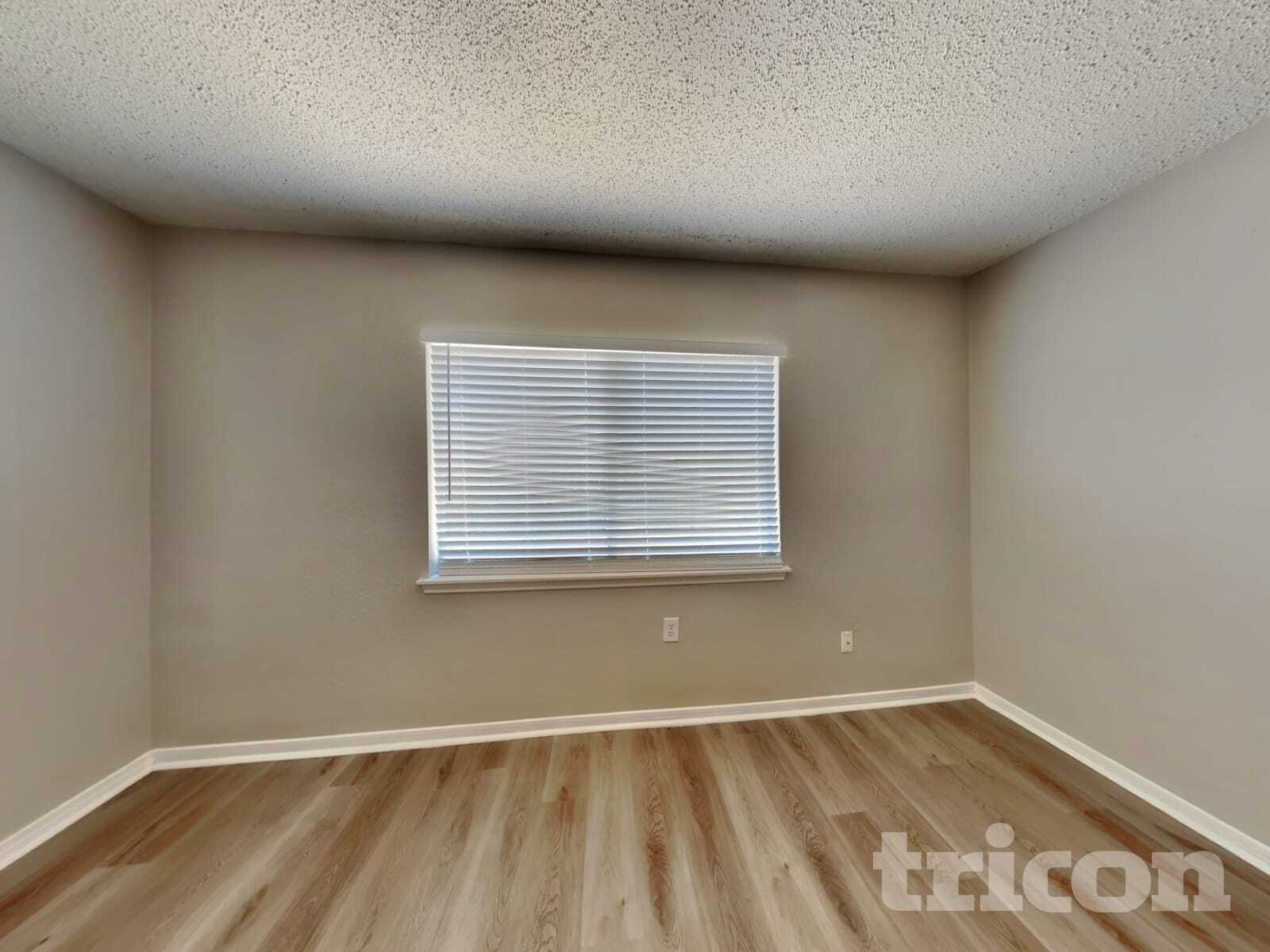 Building Photo - 16635 Saltgrass St