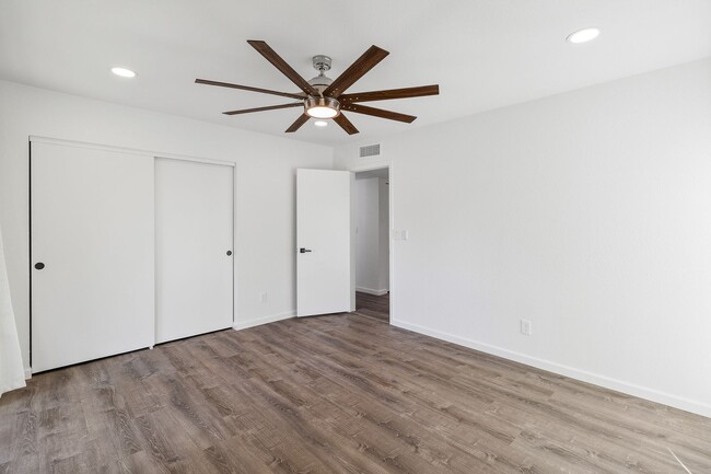 Building Photo - Luxury Living in the Heart of McCormick Ranch!