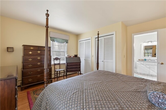 Building Photo - 3862 State St