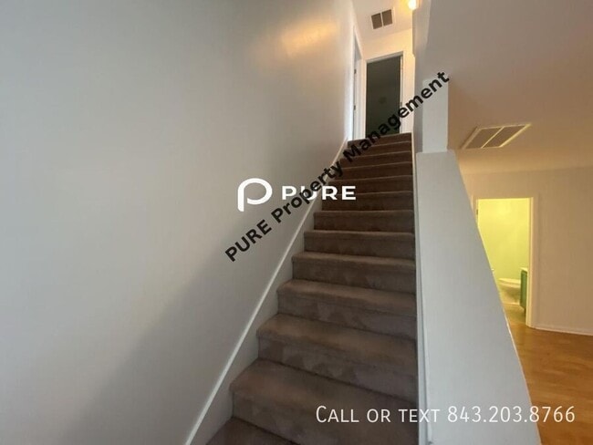 Building Photo - 1221 Wando Shores Dr