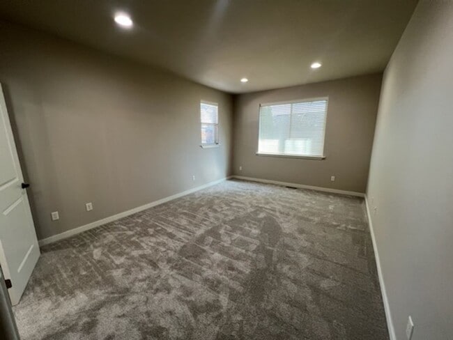 Building Photo - 1497 Copper Loop