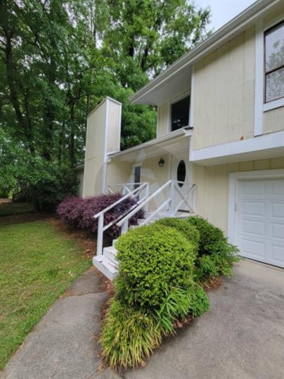 Building Photo - 180 Moonshadow Ct