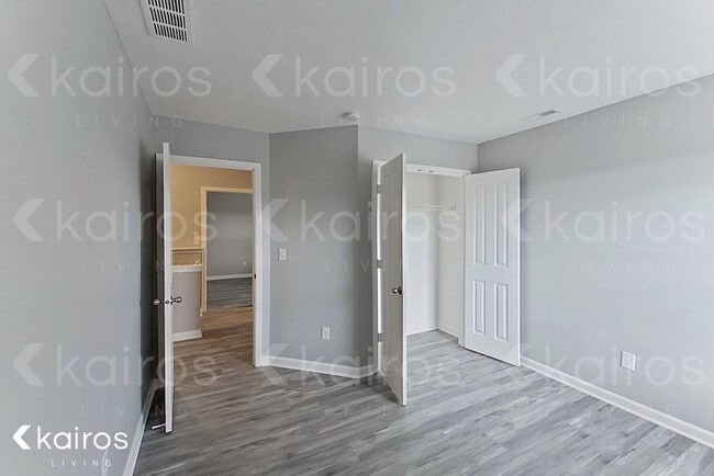 Building Photo - 18756 Weihe Ln