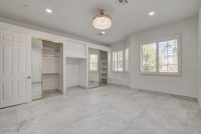 Building Photo - 2132 Lookout Point Cir