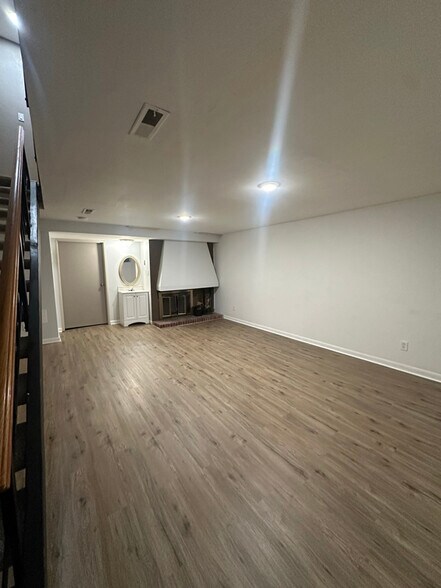 Building Photo - 7755 E Quincy Ave