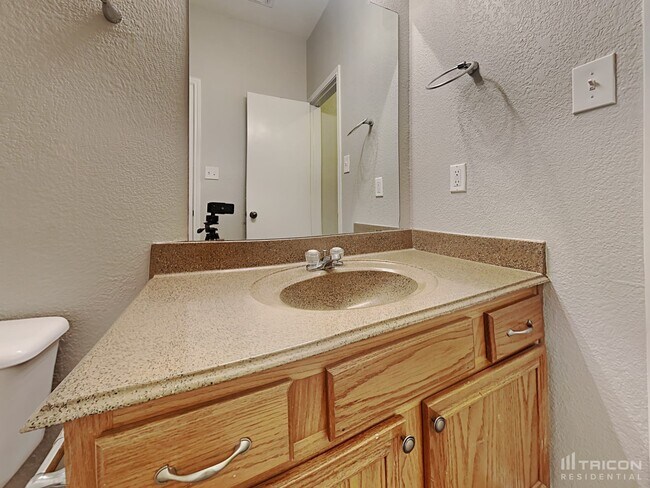 Building Photo - 6404 Seal Cove