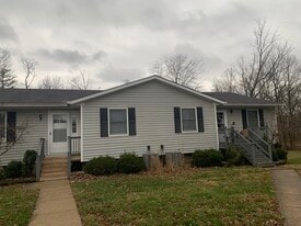 Building Photo - 920 Fairwinds Ct