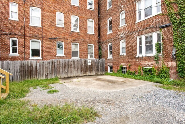 Building Photo - 223 N Arthur Ashe Blvd