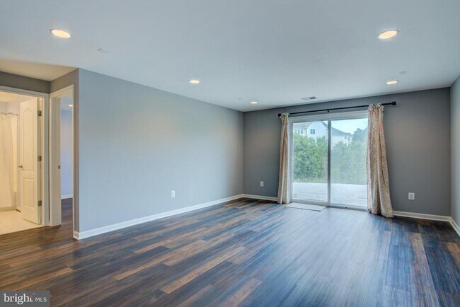 Building Photo - 13481 Arcadian Dr