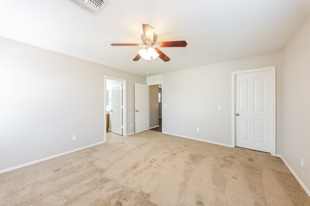 Building Photo - 9534 N 81st Dr