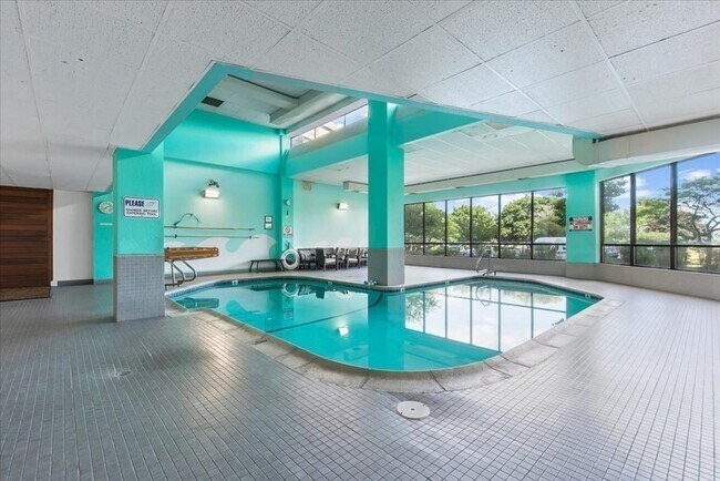 Building Photo - 376 Ocean Ave