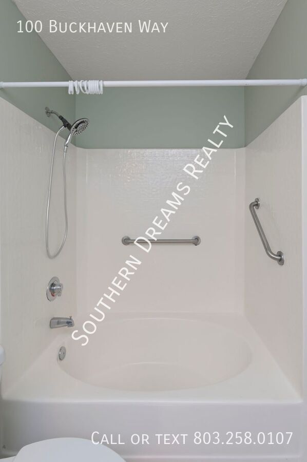 Building Photo - 100 Buckhaven Way