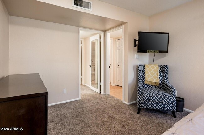 Building Photo - 4515 W Continental Dr