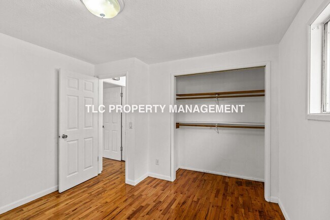 Building Photo - 74 N 3rd St