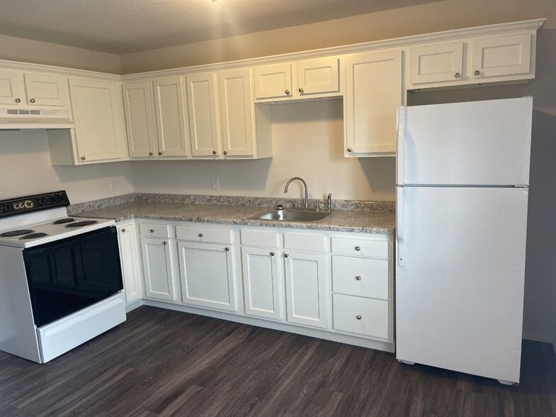 Building Photo - Jefferson Manor Apartments