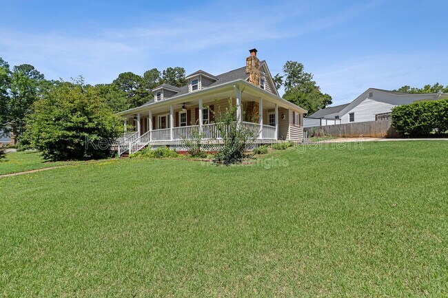 Building Photo - 255 Silver Maple Rd