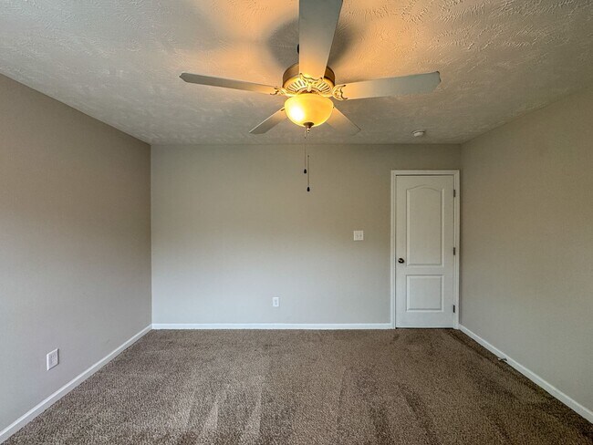 Building Photo - Well-Maintenance 4 Bed 2.5 Bath Hoke County Home