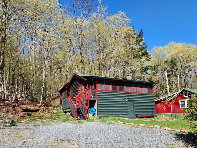 Building Photo - 116 Highland Ave