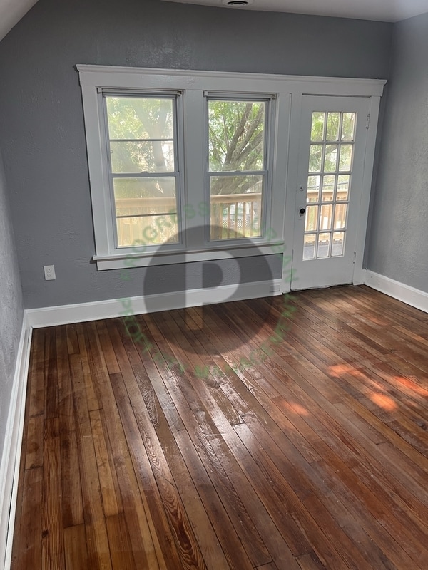 Building Photo - 3586 W 47th St