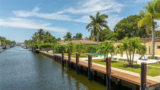 Building Photo - 330 Coconut Isle Dr