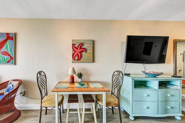 Building Photo - 769 Sundial Ct